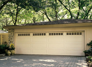 Steel_garage_doors_small.jpg